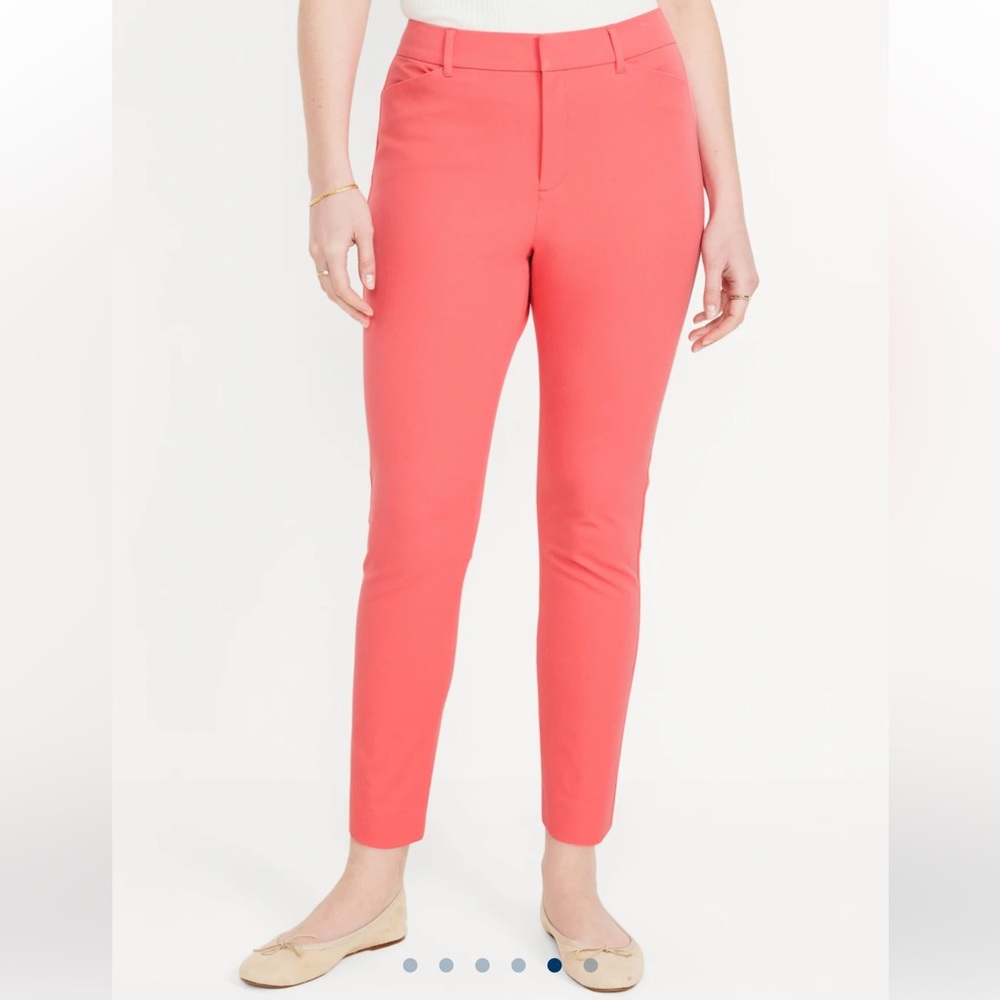 Old Navy Mid-Rise Pixie Ankle Pants BNWT
